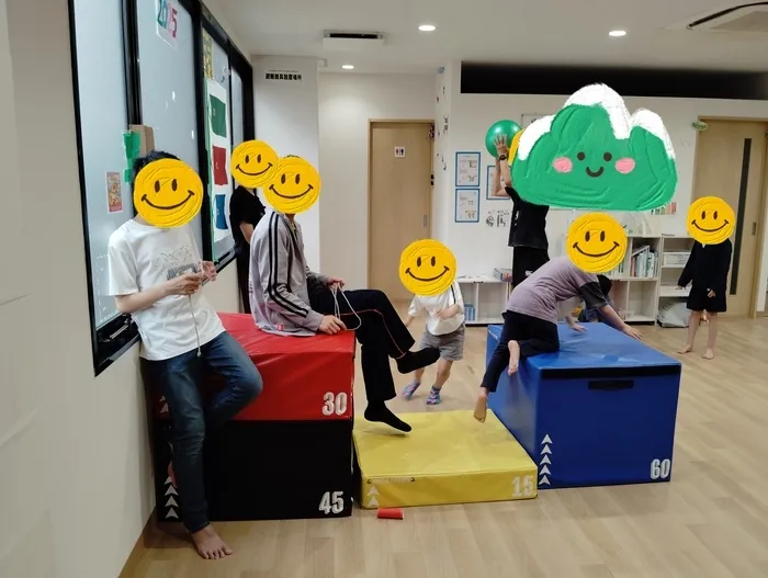 kaora/5/19　台の上で遊ぼう！