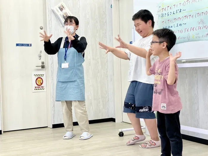 ブロッサムジュニア長久手藤が丘教室/集団活動　「ダンス」