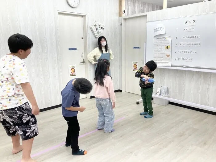 ブロッサムジュニア長久手藤が丘教室/集団活動　「ダンス」