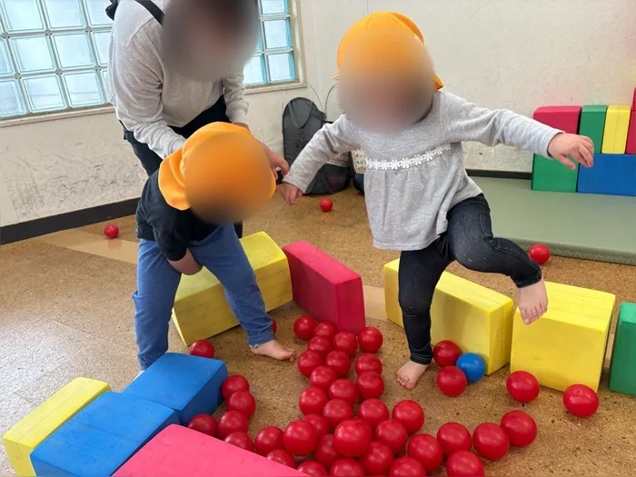 こども発達らぼ&kids相模原　[１日預かり・ 送迎あり ]/室内運動遊び☺️✨