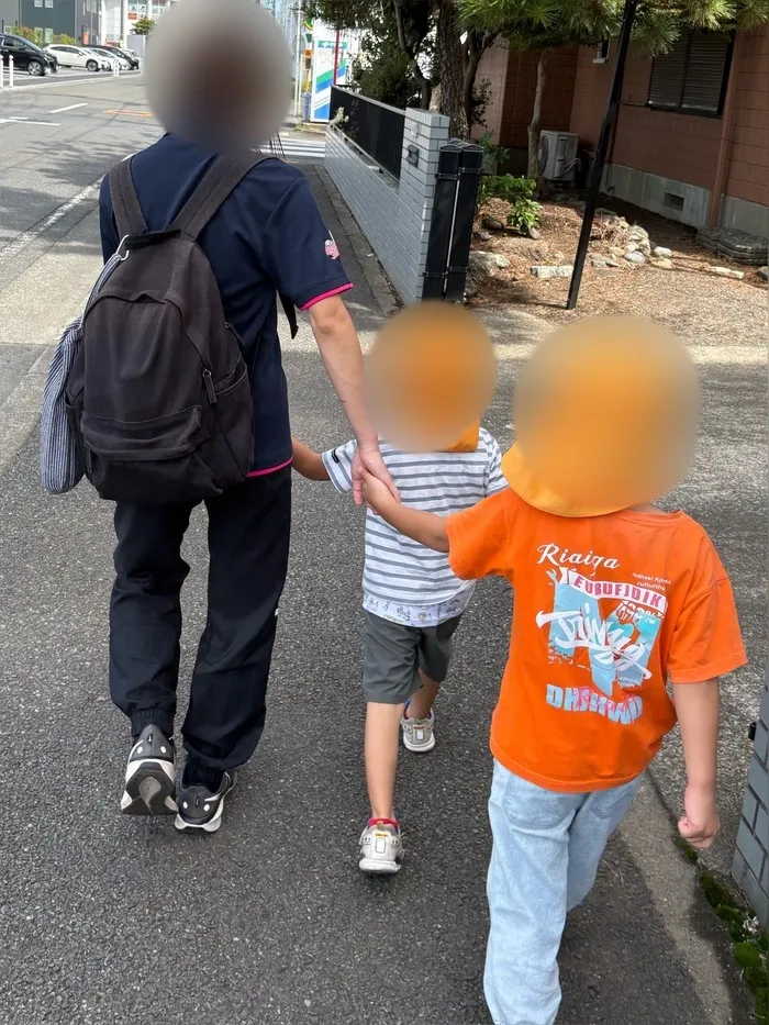 こども発達らぼ&kids相模原　[１日預かり・ 送迎あり ]/歩行訓練の様子🚶‍♀️✨