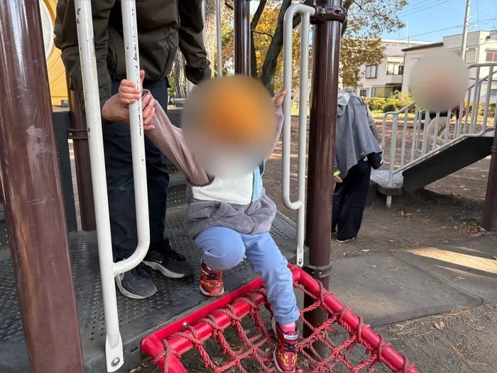 こども発達らぼ&kids相模原　[１日預かり・ 送迎あり ]/公園での様子🛝