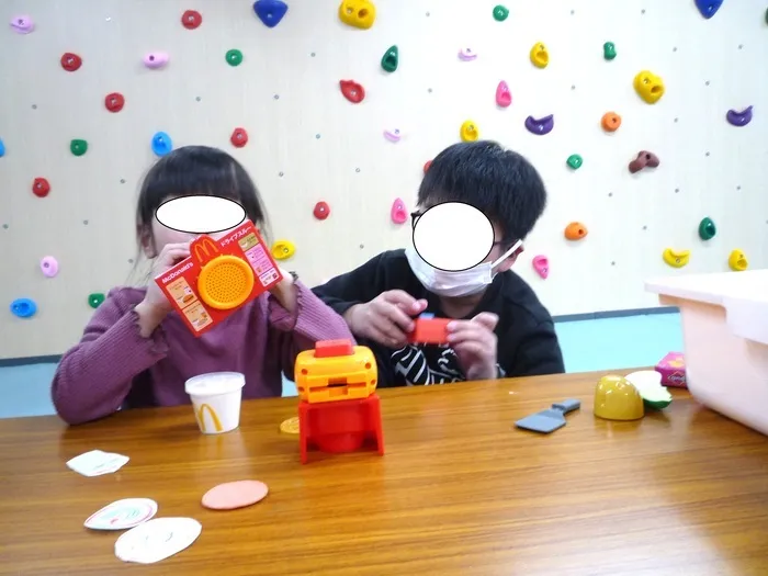 放課後等デイサービス　ウィズ・ユー早稲田/なりきりマクドナルド🍔