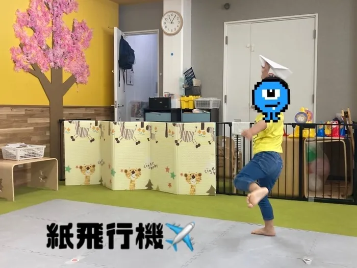 【祝日OK/送迎あり】ナチュラルこどもハウス東中浜店/紙飛行機✈