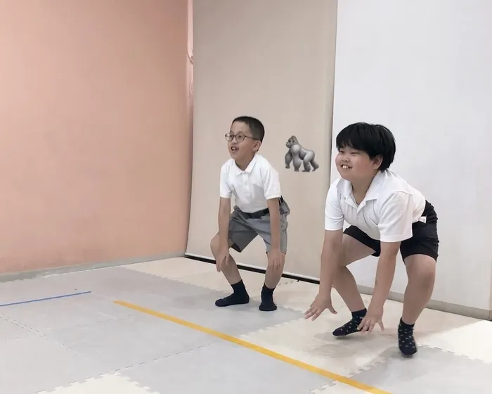 【ABA個別療育・集団療育】【祝日OK・送迎あり】ナチュラルこどもハウス鶴見区店/ジェスチャーゲーム