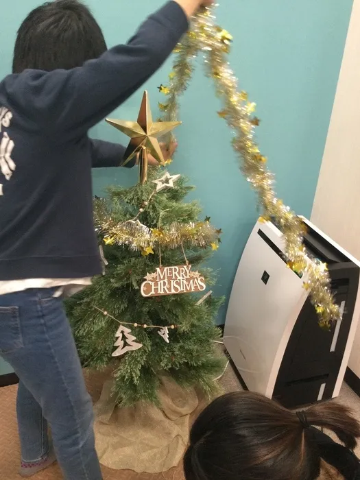 個別療育センター結いの虹昭和町教室/🎄みんなでつくるクリスマスのはじまり🎄