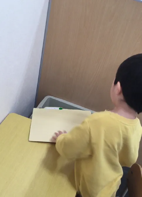 個別療育センター結いの虹昭和町教室/ひとりでお勉強にチャレンジ📘✨