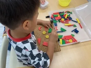 らいふテラス蛍池/自由あそび 年少児 「小さな大工さん」