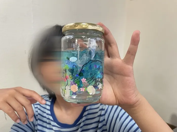 ☆現在、数枠の空きがあります☆ 放課後等デイサービス　それいゆ/保冷材を使ったミニ水槽作り