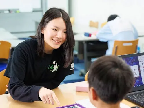 英才療育じゅにくろ【放課後等デイサービス・児童発達支援】/吉原 優香/保育士
