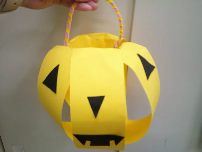 クロッカ本郷台/かぼちゃランタン製作