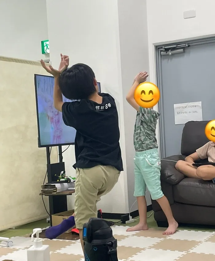 児童発達支援・放課後等デイサービス遊びと学びの森/パプリカのダンス🫑