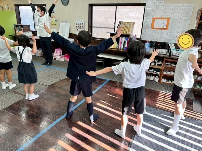 【無料体験受付中♪2024年4月オープン♪】あそび王国　今事業所/体じゃんけんをしたよ✊✌✋