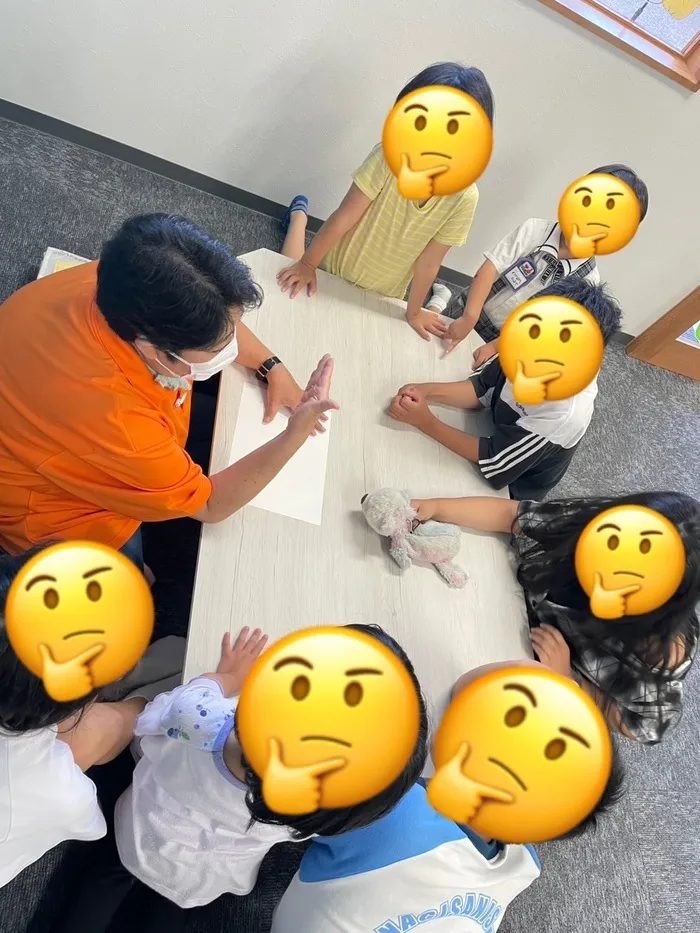 ひまわり　はぁと御殿山/さぁ～て、私は誰でしょう？？？