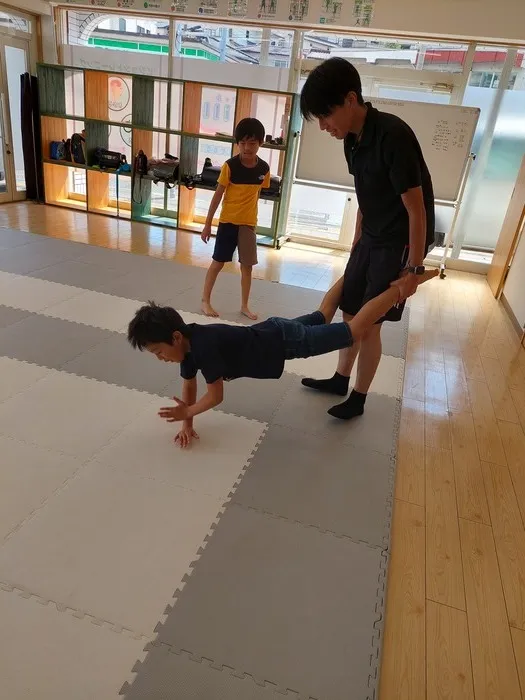  児童発達支援・放課後等デイサービス　will（ウィル）/手押し車