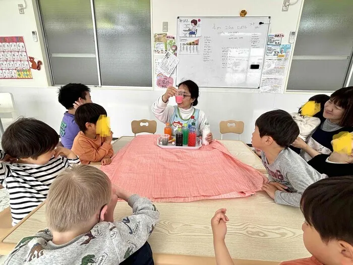 こぱんはうすさくら横浜いずみ教室/楽しく実験
