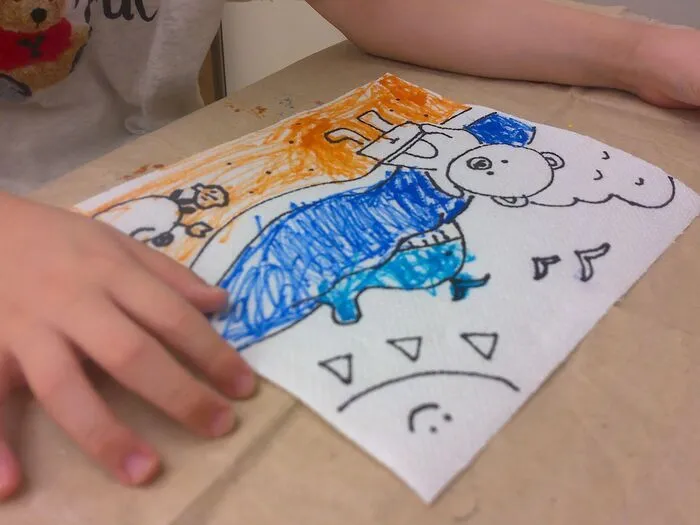 クロッカ町屋/【活動】キッチンペーパー×水性ペン