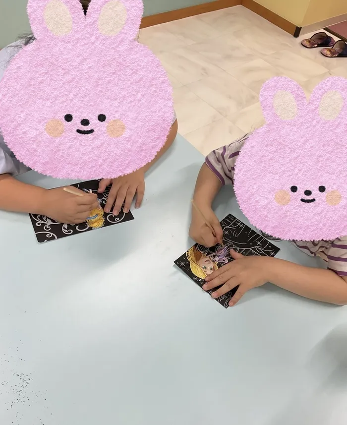 ブロッサムジュニア東住吉教室/スクラッチアート✍️🌈