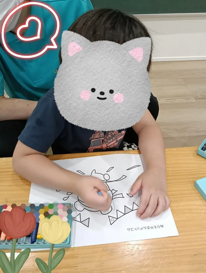 【お預かり時間最大17時】児童発達支援事業所chouchou（シュシュ）本庄/✏塗り絵(*'▽')