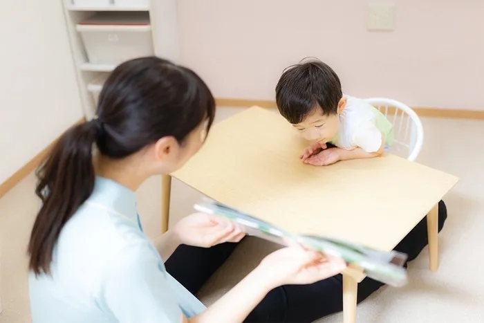 星とたんぽぽ清水入江/スタッフの専門性・育成環境