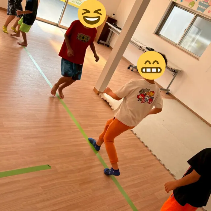 放課後等デイサービスたんぽぽ西難波店/じゃんけんレース✊✌✋