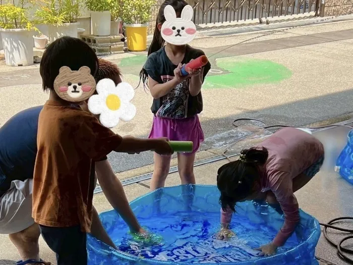 MIKKE HOUSE/【水遊び】友だちと一緒だから"できた"が増えた日✨