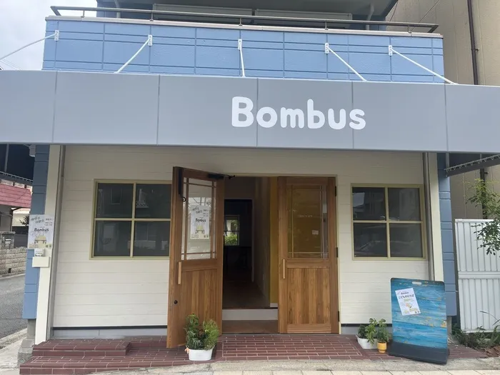 Bombus　 〜2024年7月 open !! 〜