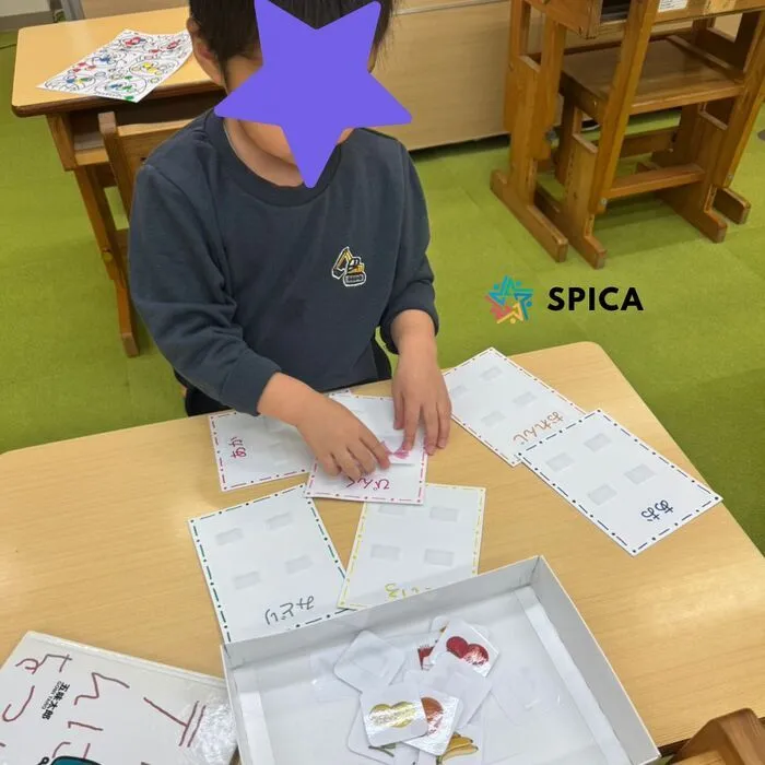 児童発達支援・放課後等デイサービス SPICA/🎨色あそびで楽しく学ぼう🌈カラーマッチング✨