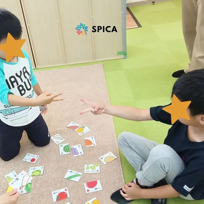 児童発達支援・放課後等デイサービス SPICA/🎴絵合わせカルタで楽しく療育✨