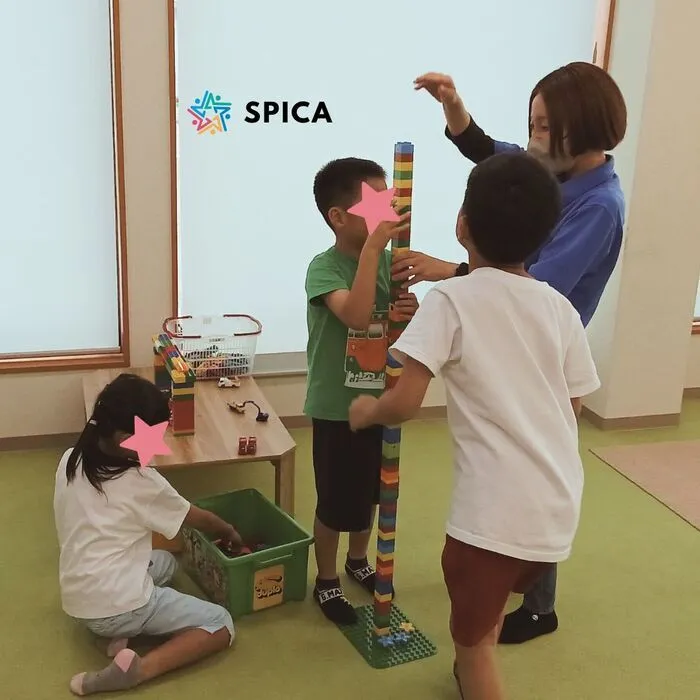 児童発達支援・放課後等デイサービス SPICA/🧱協力してどこまで高く？ブロックチャレンジ✨