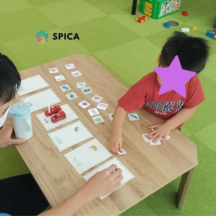 児童発達支援・放課後等デイサービス SPICA/🎨色あわせで楽しく学ぼう🌈
