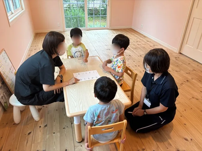 ☆すまいるぶるーむ つぼみ☆小集団療育・個別療育・送迎あり！/日常の支援風景