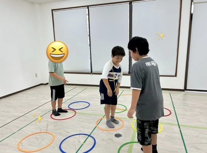 キネサポ上野西　【児童発達支援・放課後等デイサービス・保育所等訪問支援】/『フープ移動鬼ごっこ』で大盛り上がり🥳✨