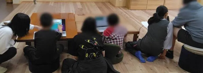 自由な学び場SOU！/午前中は少人数でマンツーマンの学習時間