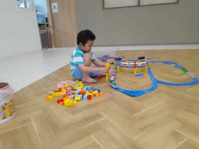 『2025年2月オープン』　ふくふくKidsClub/大好きなプラレール🚆🚃