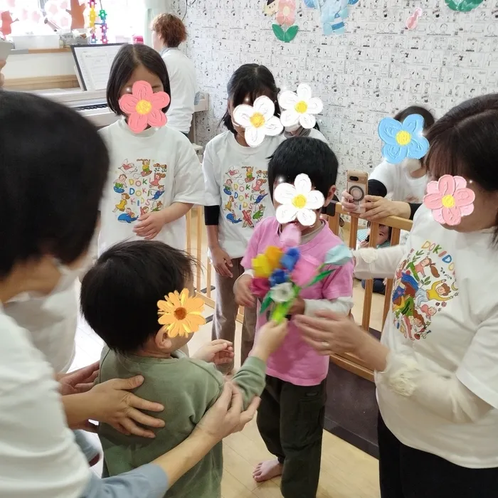【２０２４年１２月オープン！送迎もあります】ドキドキキッズにこにこ園/🌸祝卒園式🌸