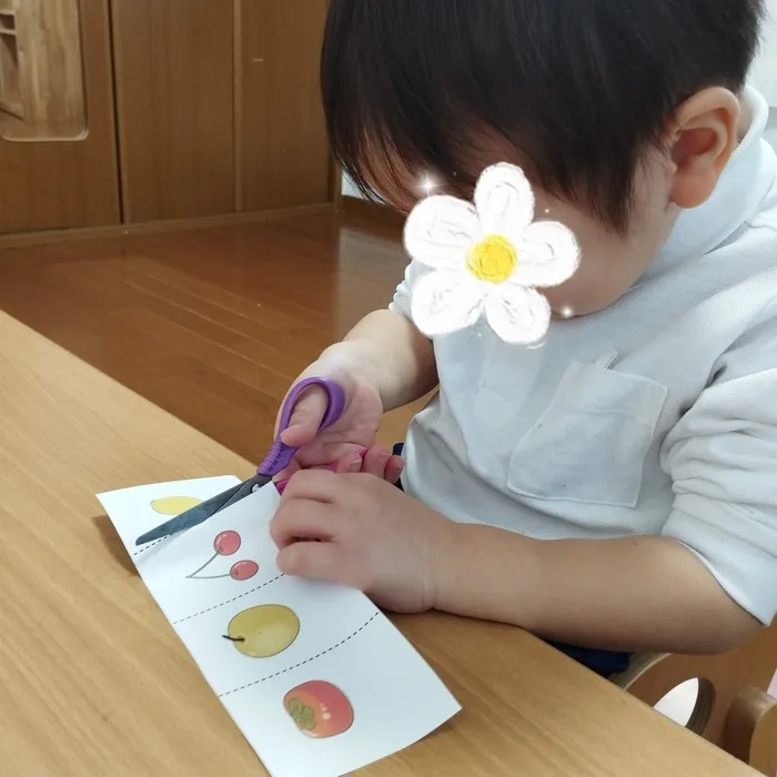 【２０２４年１２月オープン！送迎もあります】ドキドキキッズにこにこ園/ハサミチョキチョキ✂️