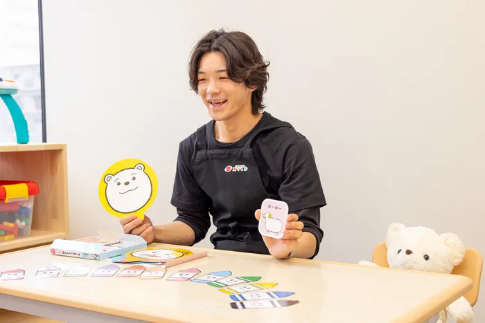 【2025年4月OPEN◎定員空きあり】児童発達支援 スマイル北堀江店【土日祝も開所★送迎有】/スタッフの専門性・育成環境