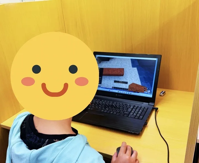 ファーストベース　アカデミー/マイクラでプログラミング！考える力を育む時間♪