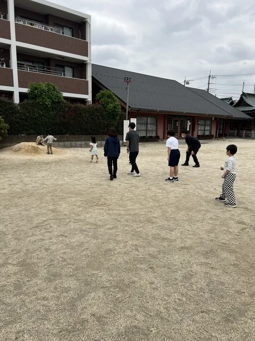 みずほ運動療育/みんなで公園で遊んで笑顔いっぱいです！