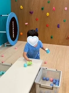 放課後等デイサービス　リブハート御笠川/【変身！色分けロボット】