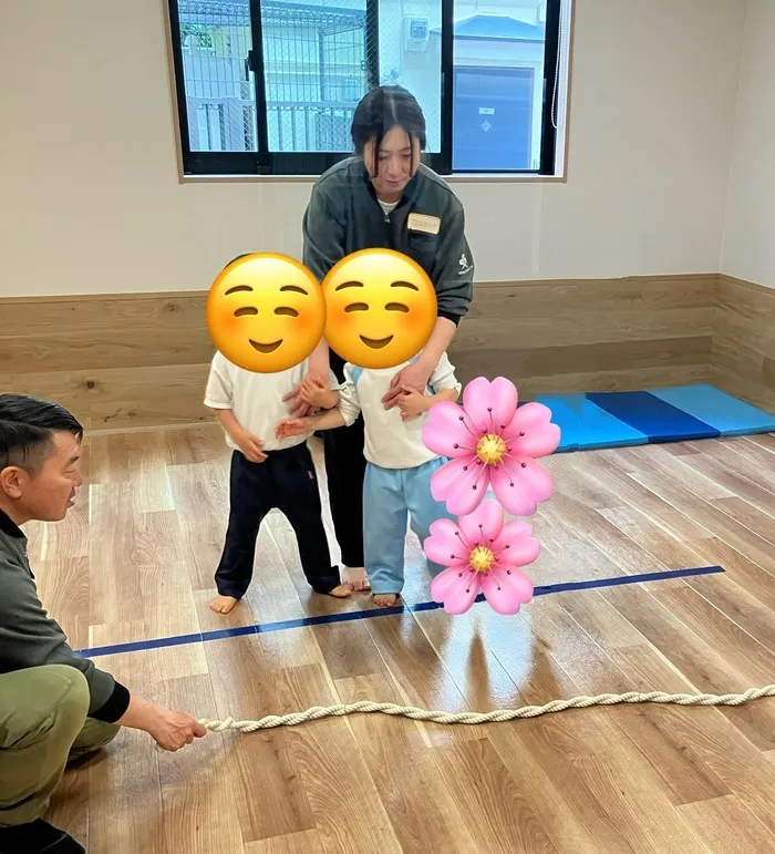 【令和7年3月から新規オープン】ココハグ福岡中央/縄遊びで盛り上がろう
