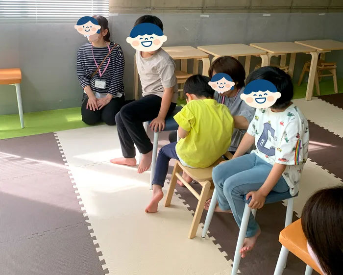 児童発達支援・放課後等デイサービス ひとつぼし/本日のプログラム：「マーク当てゲーム」♠️♣️♥️♦️
