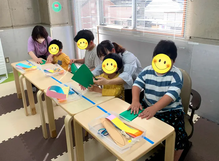 児童発達支援・放課後等デイサービス ひとつぼし/今日の活動は「クルクルかたつむり」をつくりました🐌