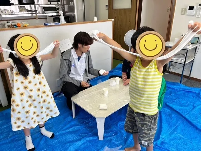 アステリ野崎教室/制作活動「粘土スライム」