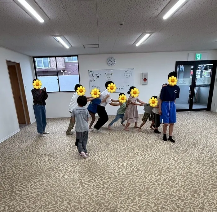 放課後等デイサービス　キラキラ沖野/ムカデ鬼ごっこ💨