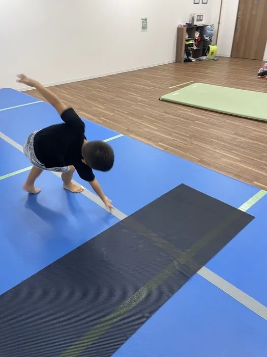 【2025年3月1日開校！空きあり！】運動療育特化型の児童発達支援・放課後等デイサービス「運動教室KID'S BASE」の画像