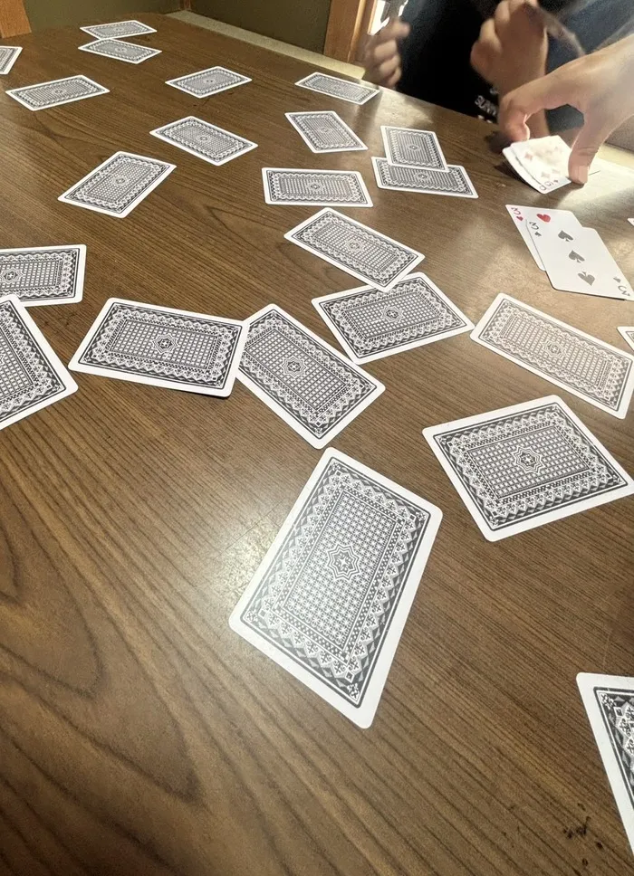 自立する未来の創造　こころ/雨の日も元気にカードゲーム♪