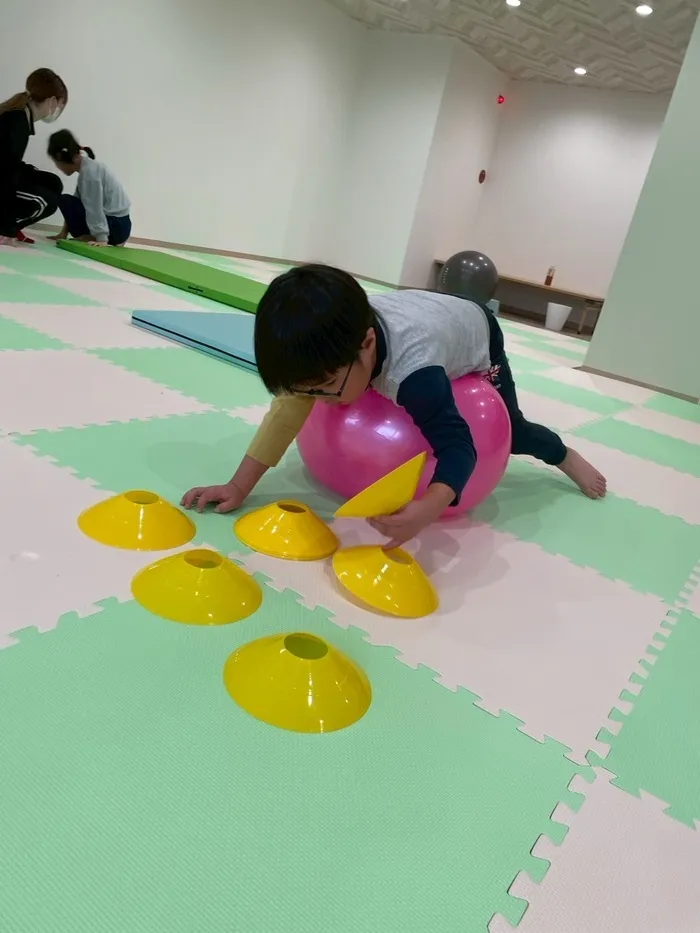 MiRays 湖北台/用具を使って体幹ッ！！