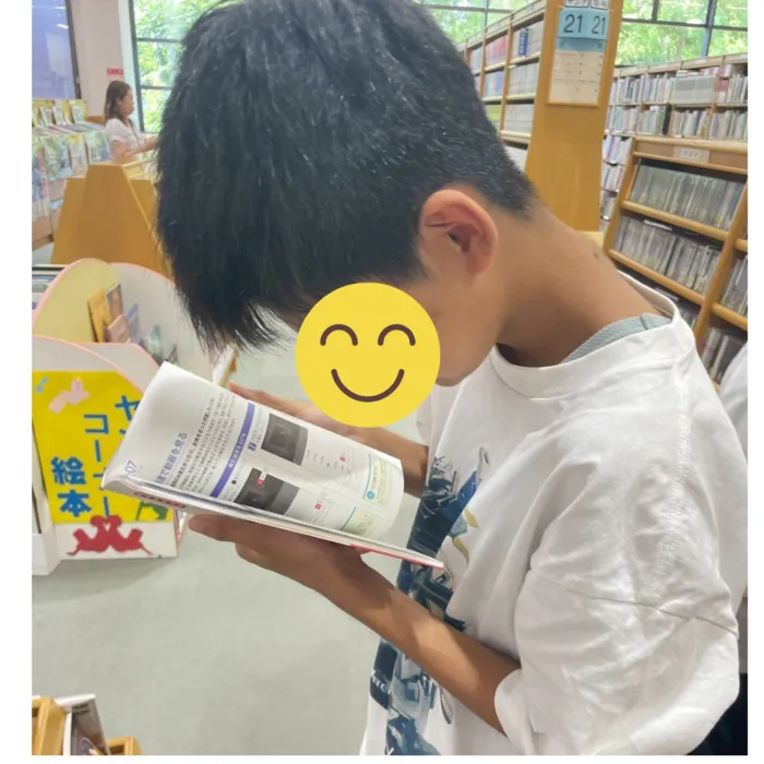 放課後等デイサービス いろすまいる/図書館へいってきました。